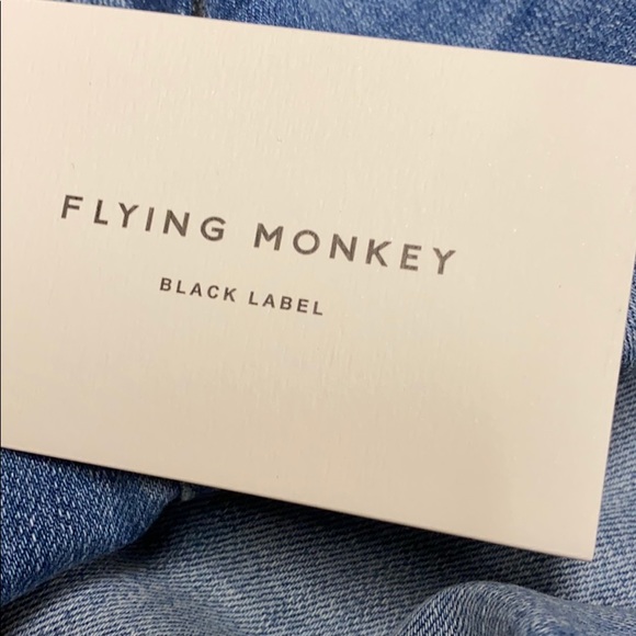 Mid Rise Raw Hem Flare Jeans - Picture 6 of 6